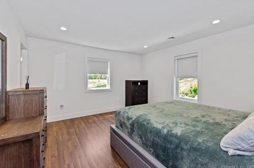 850 Upper Maple St, Killingly CT  06241-2229 exterior