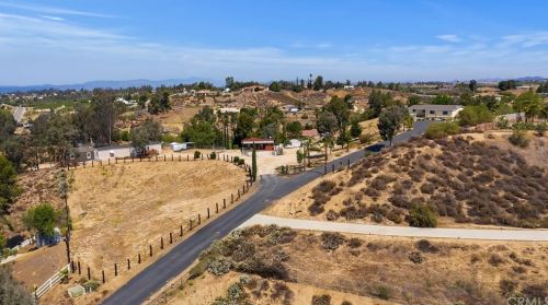 41615 Via Lilia Rd, Temecula, CA 92592-7401