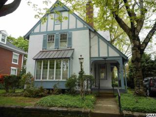 82 Ridge St, Carlisle, PA 17013-3925