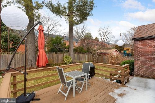 10006 Markham St, Silver Spring MD 20901-2233 exterior