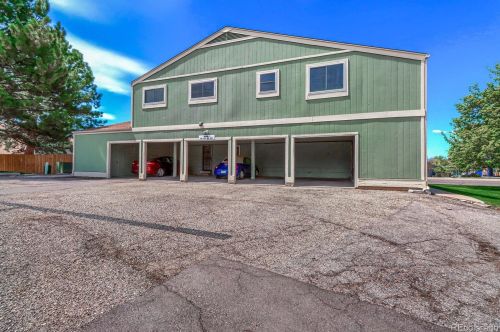 4571 Hannibal St, Denver CO  80015-1466 exterior