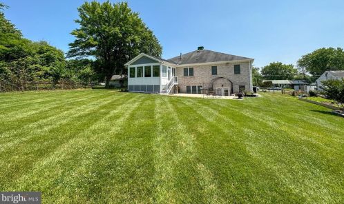 7204 Vellex Ln, Annandale, VA 22003-6028