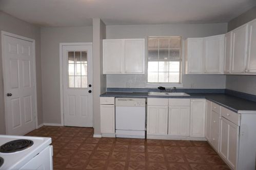 2000 Glenda Ave, Fort Worth TX  76111-6821 exterior