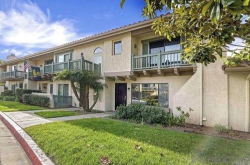 6863 Alderwood Dr, Carlsbad, CA 92011-3904