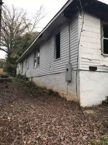 547 Chappell Rd, Atlanta, GA 30318-8175
