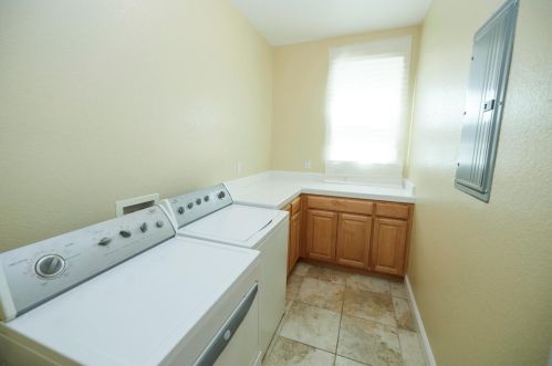 636 Stetson Dr, Valley Home CA  95361-8691 exterior