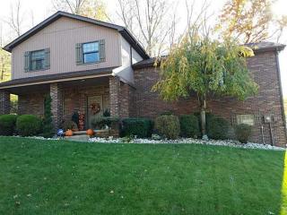 266 Port Ln, Greensburg, PA 15601-5960