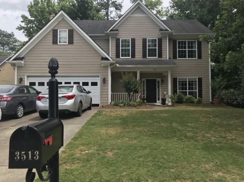 3513 Cascade Ive Dr, Buford, GA 30519-6965
