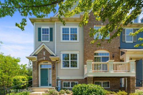 1166 Orangery Ct, Carol Stream, IL 60188-1397