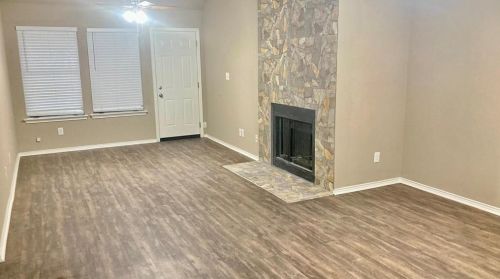 10613 Flamewood Dr, Fort Worth TX  76140-5445 exterior