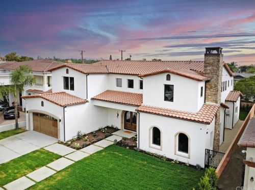 7735 3rd St, Downey, CA 90241-3218