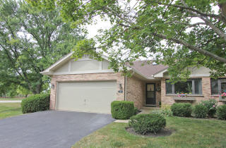 116 Villa Way, Hanover Park, IL 60108-1254