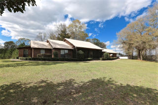 1530 Cedar Grove Rd, Newton, MS 39345-9352