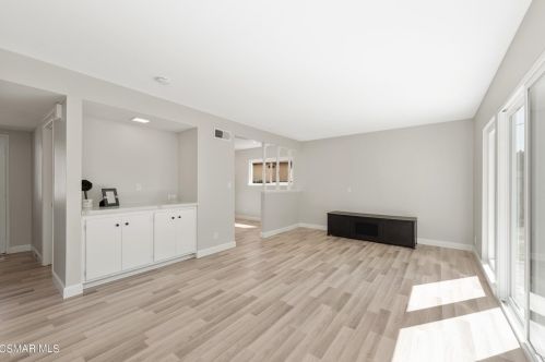 2904 Galena Ave, Simi Valley CA  93065-2714 exterior