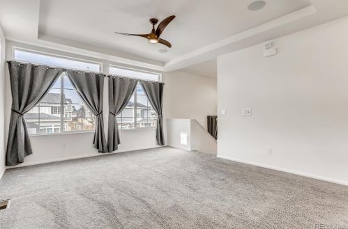 26198 Maple Dr, Aurora CO 80018 exterior