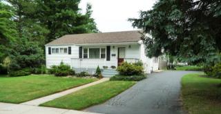 60 Frances St, Red Bank, NJ 07702