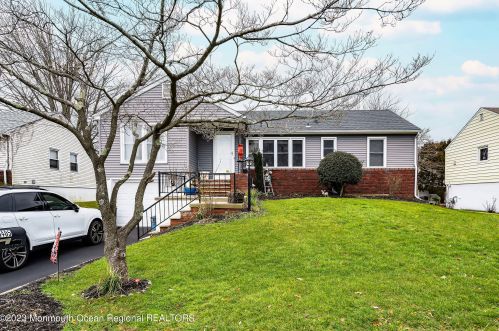 1405 Treeneedle Rd, Point Pleasant Beach, NJ 08742-3450