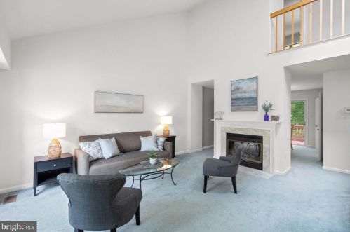 1633 Hugo Cir, Silver Spring, MD 20906-5922