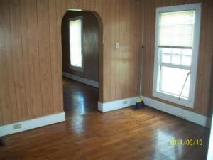327 Main St, Slater, MO 65349-1413