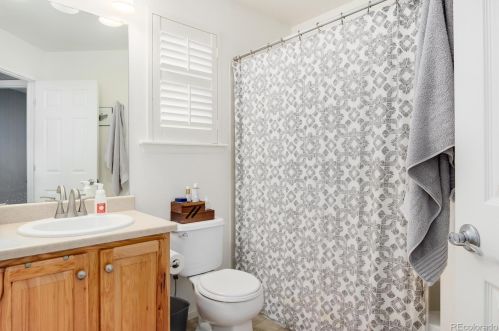 5424 Haleyville Way, Denver CO  80016-4275 exterior