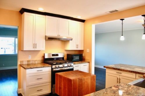 1861 Jaybrook Dr, Palos Verdes Estates, CA 90275-2029