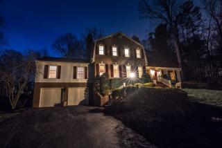 11206 James River Ct, Vienna, VA 22124-1123