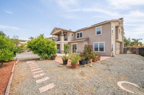 16550 Catalonia Dr, Riverside CA  92504-8701 exterior