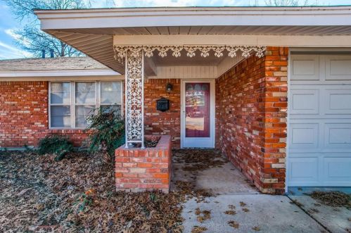 7025 Treehaven Rd, Fort Worth TX  76116-9033 exterior