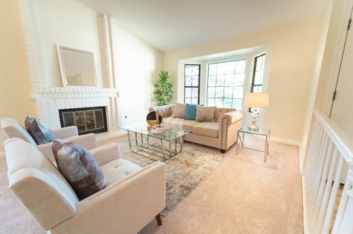 808 Hamilton Ave, Milpitas, CA 95035-3575