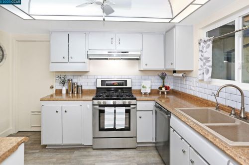 1025 Stimel Dr, Concord CA  94518-3948 exterior