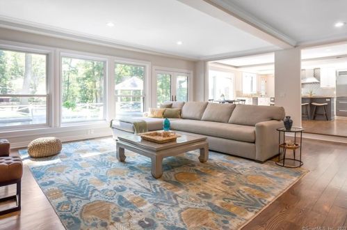30 Carrington Dr, Greenwich CT  06831-3119 exterior
