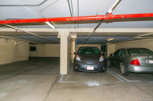 1804 Ala Moana Blvd, Honolulu HI  96815-1696 exterior