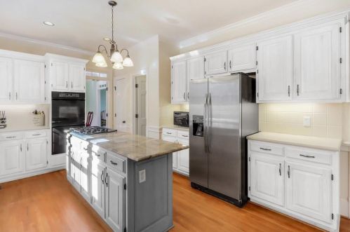 1775 Brandon Hall Dr, Atlanta GA  30350-3706 exterior