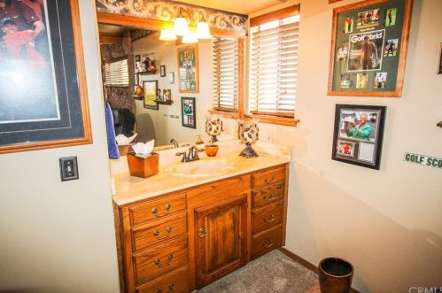 1621 Sumac Ln, Anaheim CA  92804-6653 exterior