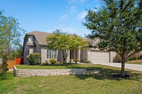 140 Briarpatch Ct, Austin, TX 78737-4635