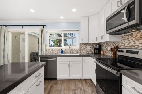21739 Lake Vista Dr, El Toro, CA 92630-2412