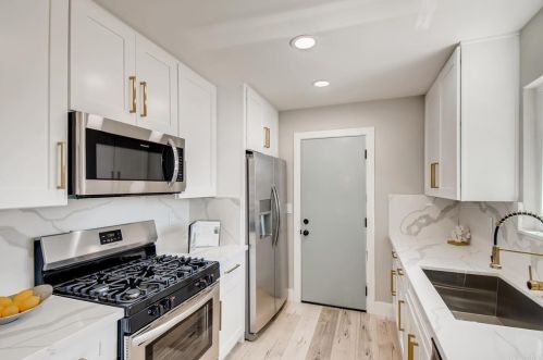 24 Palomar St, Chula Vista CA  91911-3533 exterior