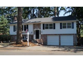 7670 141 Ave, Beaverton OR  97008-9720 exterior