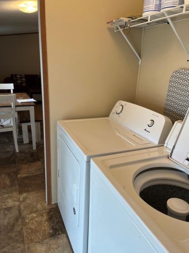 1713 Cave Dr, Spring Branch TX 78070-4841 exterior