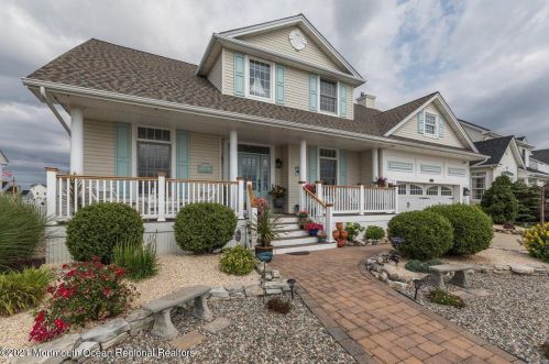 1329 Laurel Blvd, Lacey Township, NJ 08734-2907