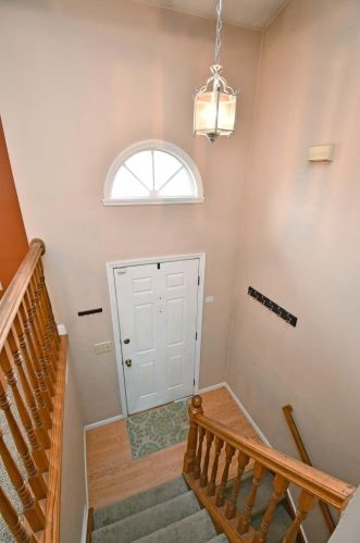 528 Elm Ridge Ct, Cincinnati, OH 45244-4402