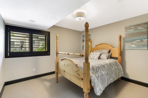 2232 Estates Dr, Saint Paul MN  55122-4038 exterior