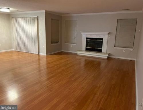 811 Eagles Chase Dr, Trenton NJ  08648-2532 exterior