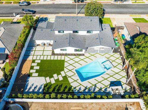 11872 Gladstone Dr, Santa Ana CA  92705-2938 exterior