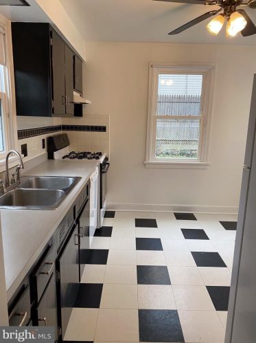 2909 Randolph Rd, Silver Spring MD  20902-1245 exterior