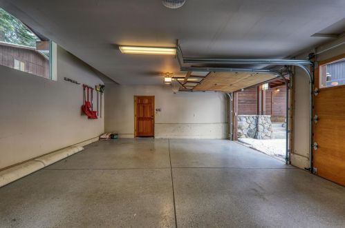705 Conifer, Truckee CA  96161-3924 exterior