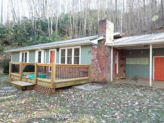 694 Tathams Creek Rd, Sylva, NC 28779-7309