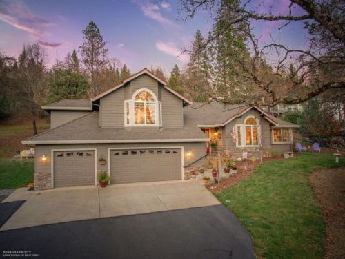 5035 Red Rock Dr, Michigan Bluff, CA 95631-9735
