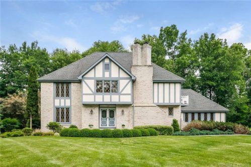 139 Bugg Hill Rd, Upper Stepney, CT 06468-1713