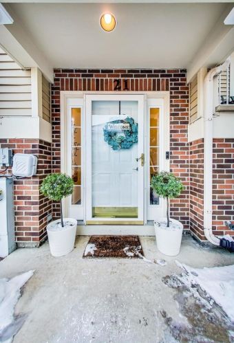 21 Illinois Ave, Palatine, IL 60067-6813
